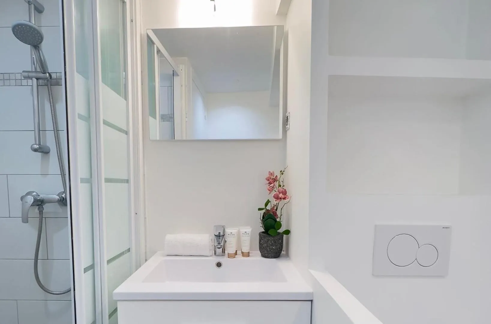 Authentic Flat Near Luxembourg Garden Apartment Paris