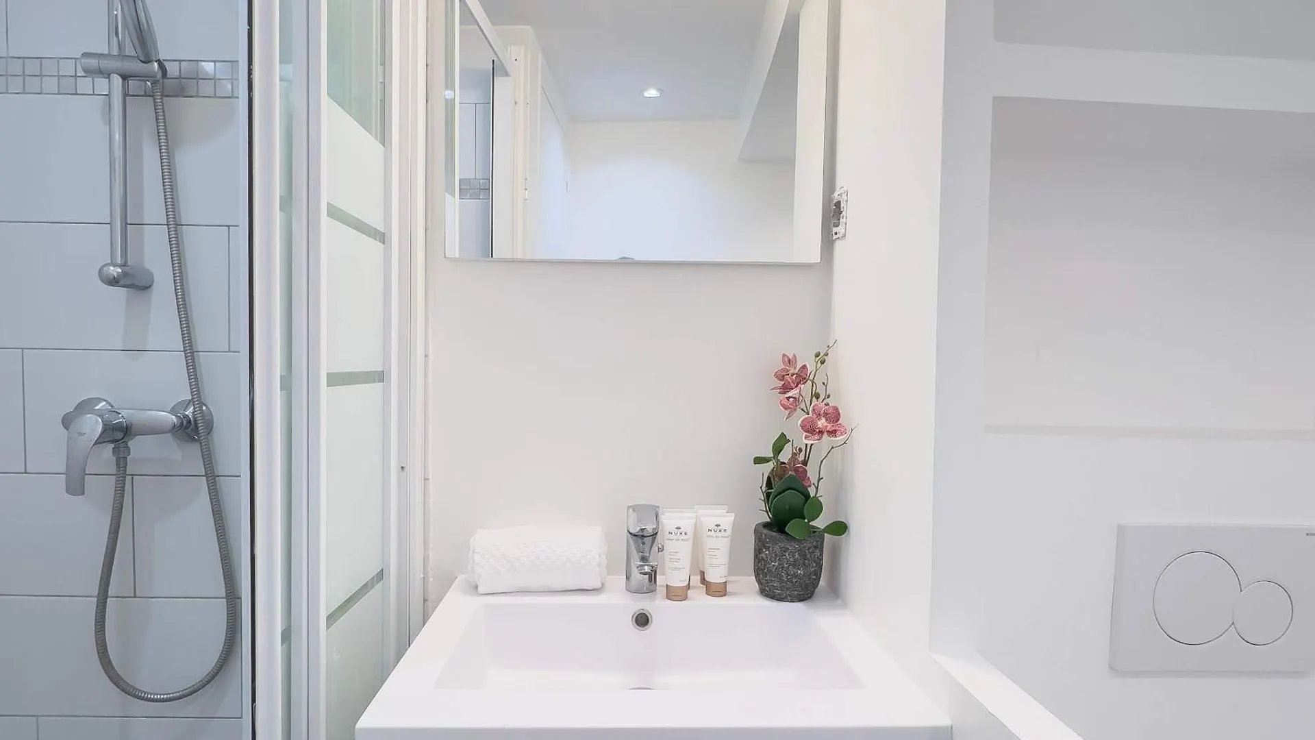 Authentic Flat Near Luxembourg Garden Apartment Paris